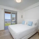 31 Blue Ionian * Apolpaina