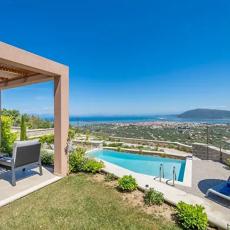 31 Blue Ionian * Apolpaina